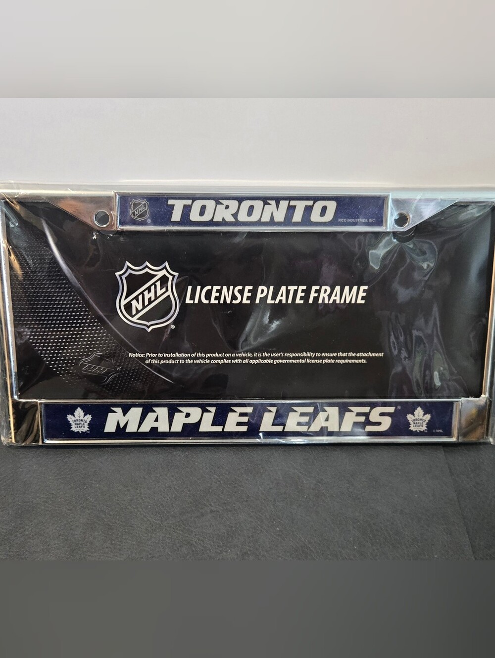 🍁 Official NHL Toronto Maple Leafs license plate frame